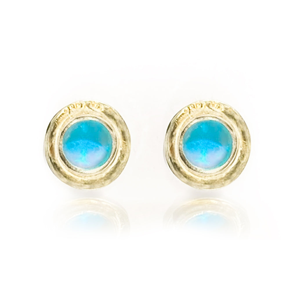 Chromatic Studs